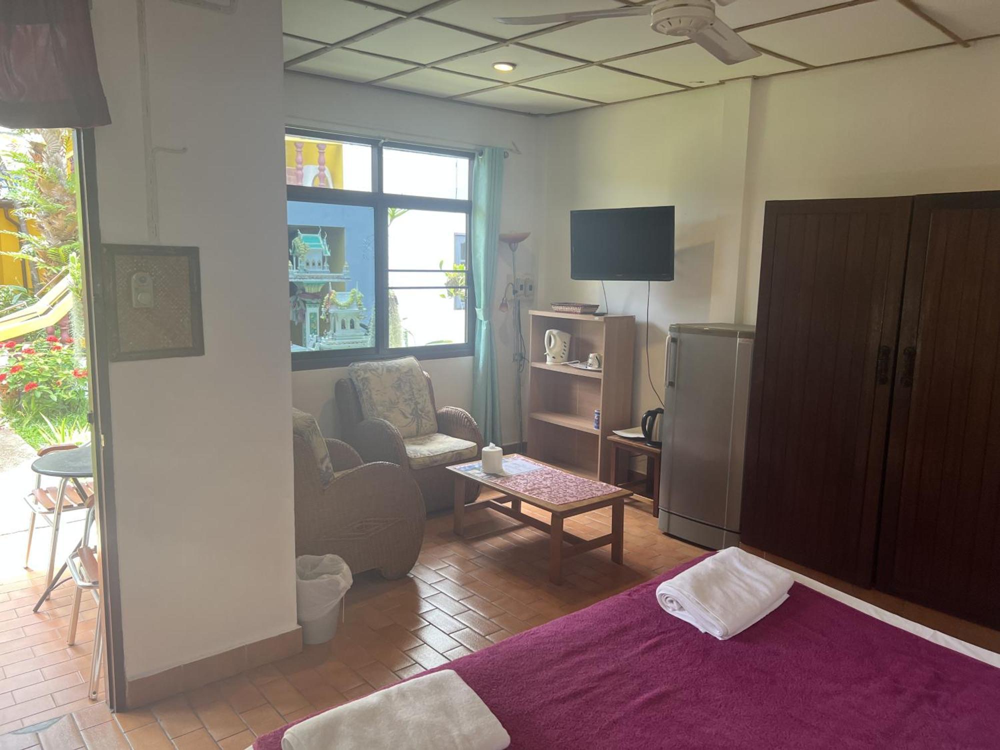 Baan Orchid Guesthouse Patong ภายนอก รูปภาพ